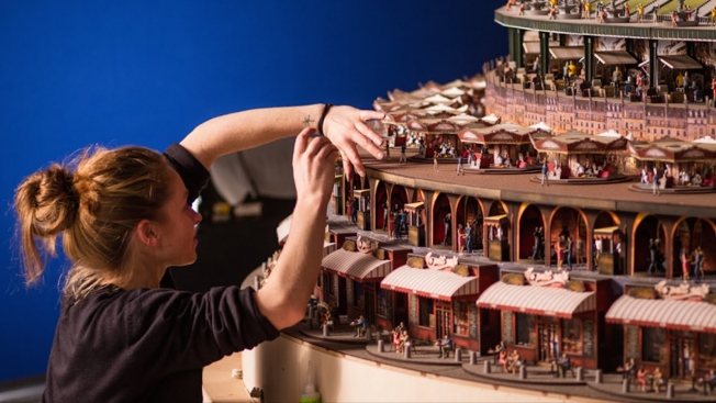 Airbnb Built a Giant 3-D Zoetrope for Wild Ad Showing a Different Side of Paris