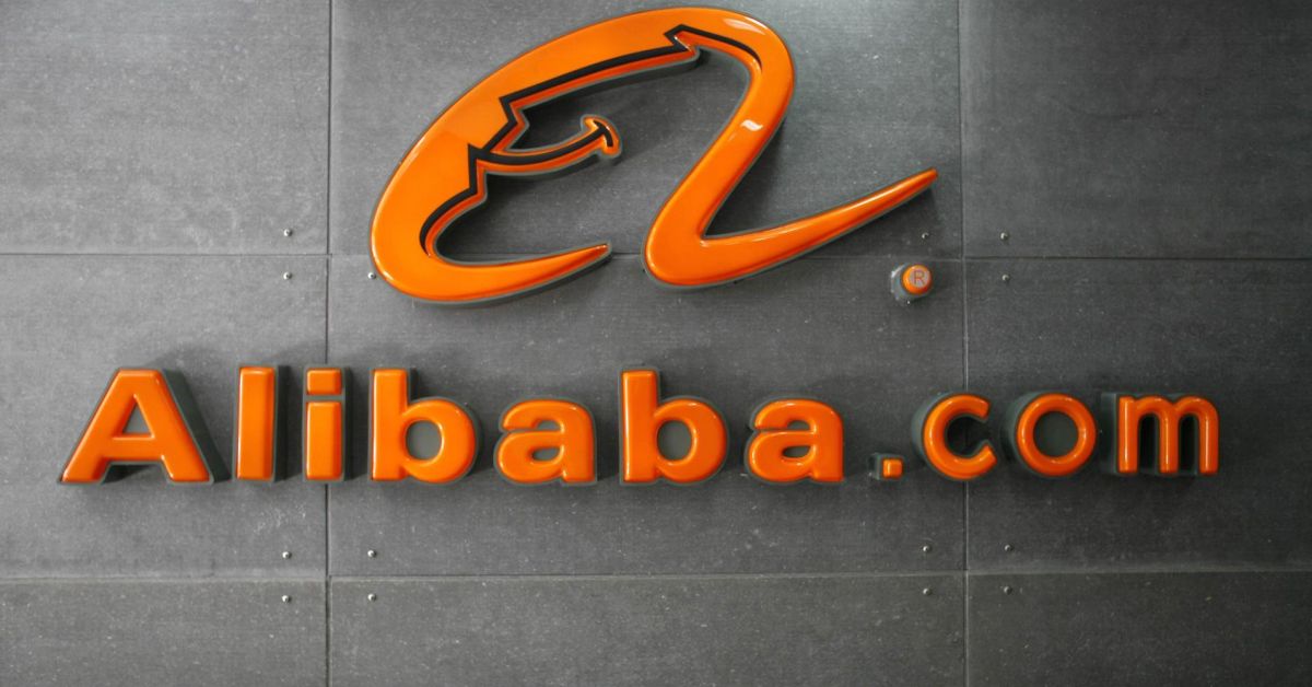 Alibaba goes offline with $2.9 billion stake in China’s top grocer