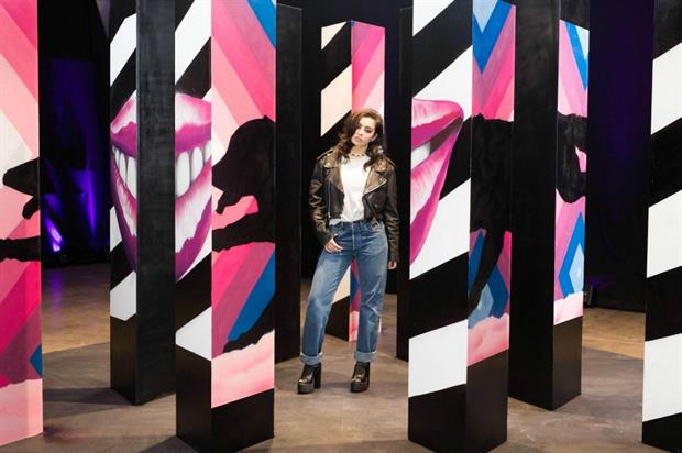 Pepsi Max Cherry Brings a Taste Revolution to Life with GIF-iti Art