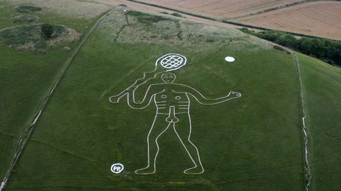 ‘Rude’ Cerne Abbas Giant gets ‘excited’ over Andy Murray baby news