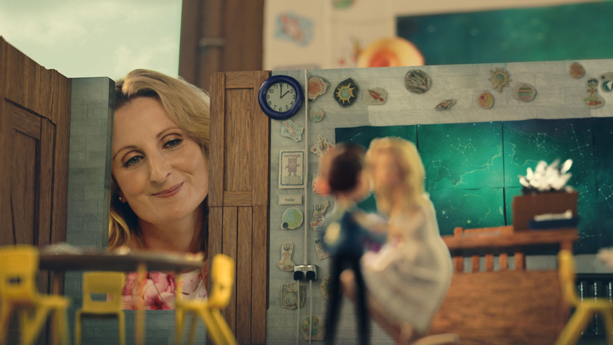 Vhi Animation Piranha Bar Mould Memories in Spatially Smart Hybrid Animation TVC for ...