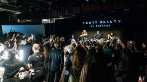 Fenty Beauty by Rihanna, in arrivo una cascata di diamanti – Vanity in Milan