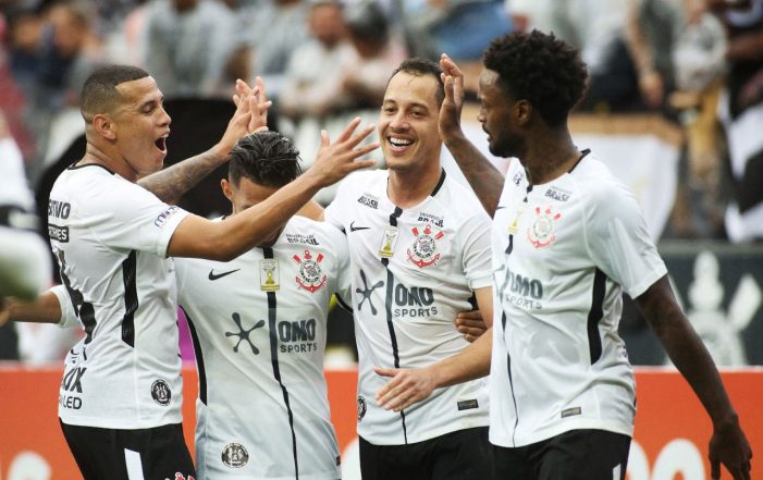 Omo Sports sponsors the Corinthians jersey in a F.biz action that innovates the use of hydrochromic ink