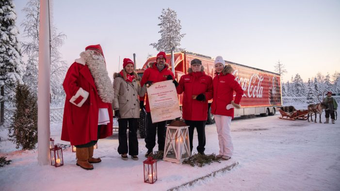 Coca-Cola Christmas Truck Makes First-Ever Stop on the Arctic Circle to Meet Santa and His Reindeer