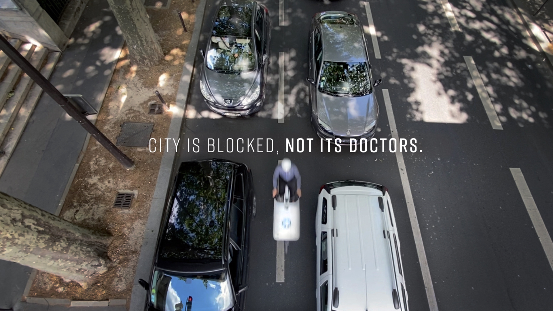 EmergencyBikes – City is blocked, not its doctors