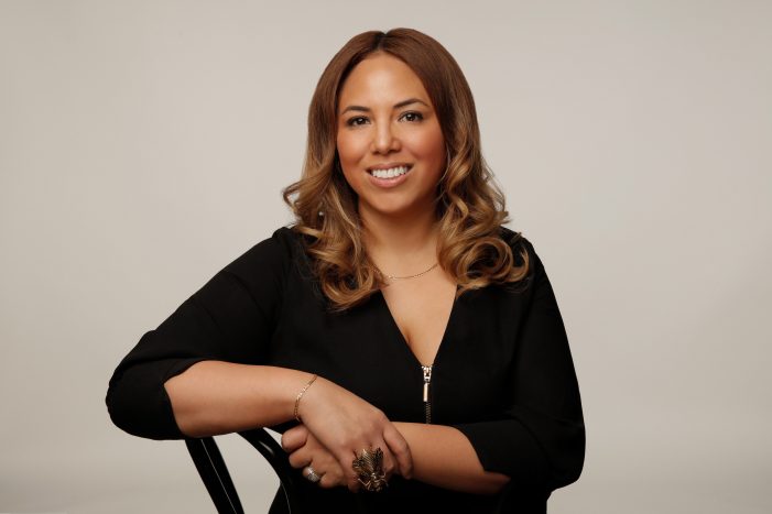 VMLY&R Commerce’s Debbie Ellison Named in Top 5 Empower/Yahoo Finance Ethnic Minority Role Model List