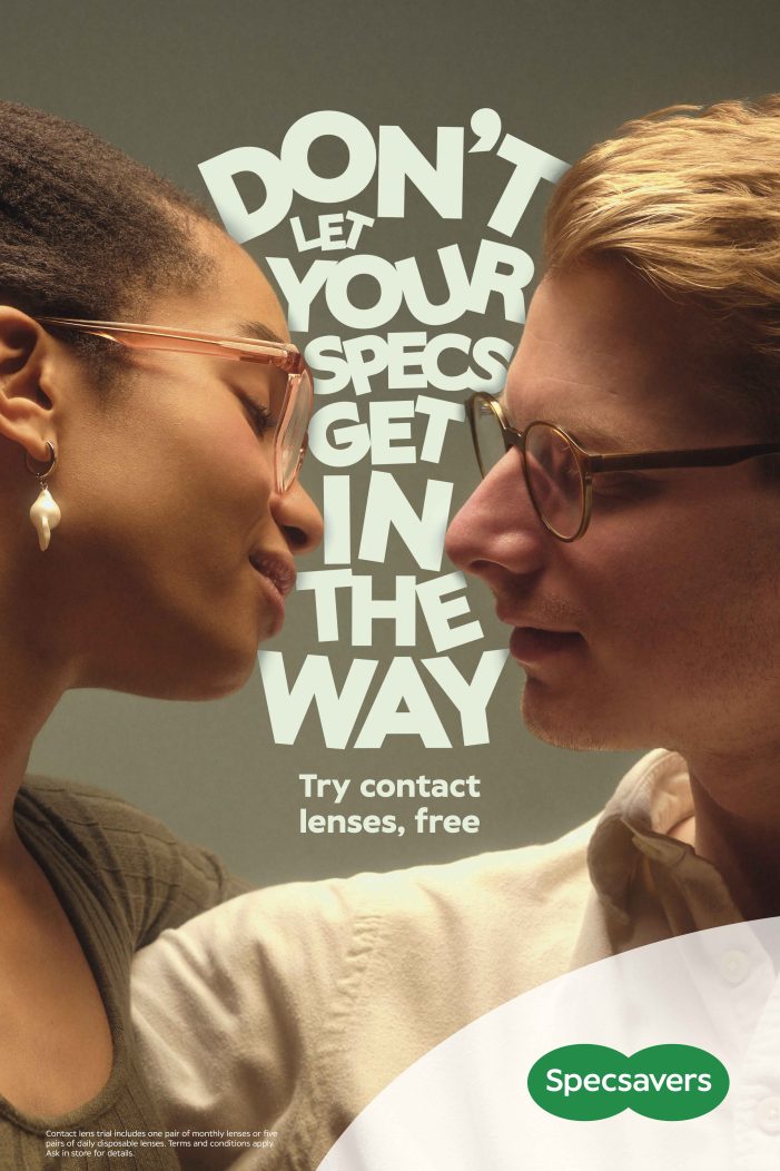 SPECSAVERS’ NEW CAMPAIGN – KISS CLASH – SHOWS HOW SOME THINGS ARE BETTER IN CONTACT LENSES
