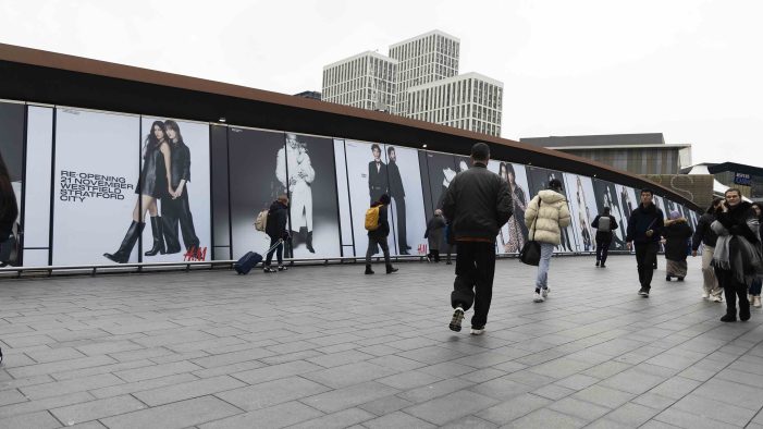 H&M Unwraps Festive OOH Takeover at Westfield Stratford