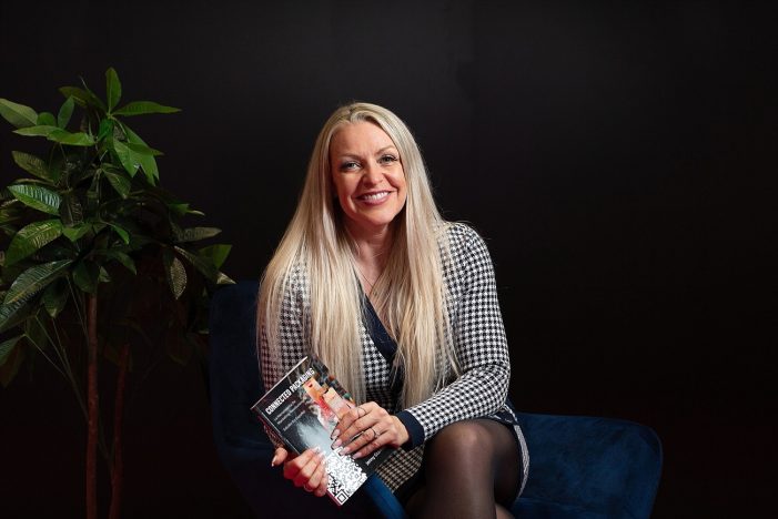 Industry leader Jenny Stanley launches comprehensive book on connected packaging in Spanish