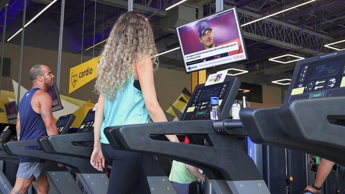 VIOOH partners with b.drops to unlock programmatic DOOH access in Brazil’s self-care and wellness environments