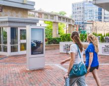 VIOOH expands programmatic DOOH access in the US with Screenverse partnership